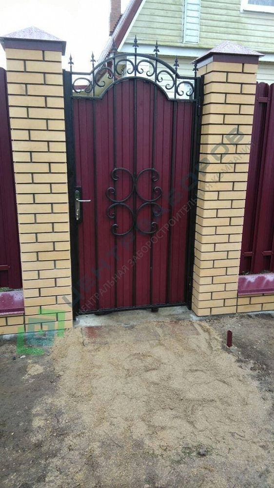 Забор из металлического штакетника Московская область, г. Красногорск